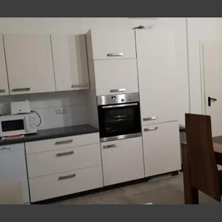 Apartment 41 Citynah, Bad Extern, Einfache Ausstattung